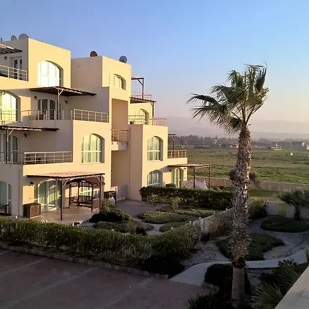 アパート Aphrodite Beachfront Penthouse *