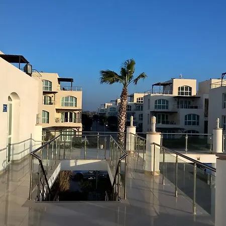 Apartment Aphrodite Beachfront Penthouse Ghaziveran
