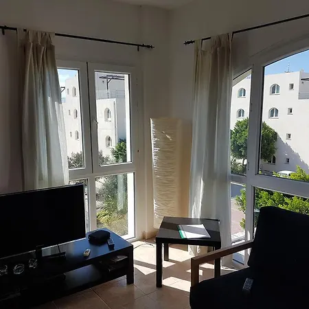 Daire Aphrodite Beachfront Penthouse *